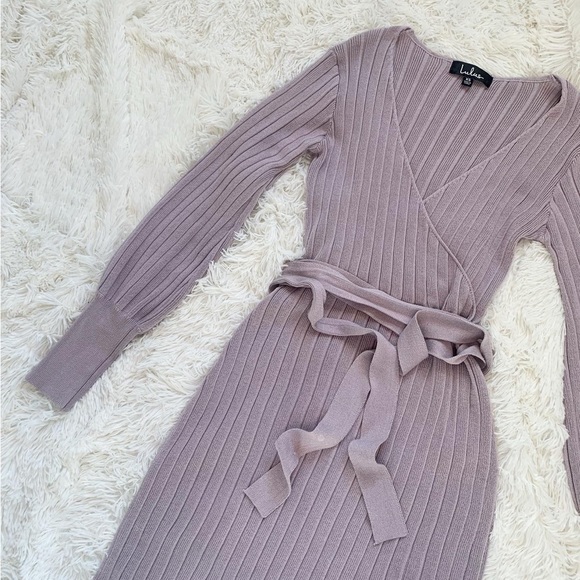 Long sleeves wrap body knit dress - Picture 4 of 5